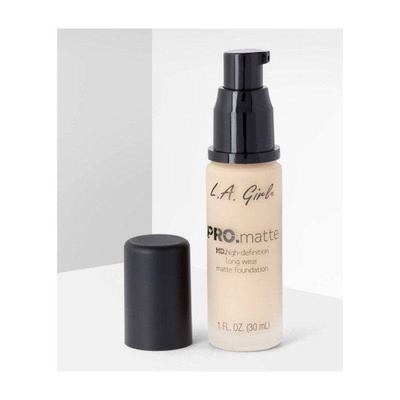 L.A Girl Pro Matte Long Wear Foundation -Porcelain...